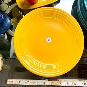 Fiesta Vintage Original Yelloe 9.5” Plate Wet foot!!! Y8